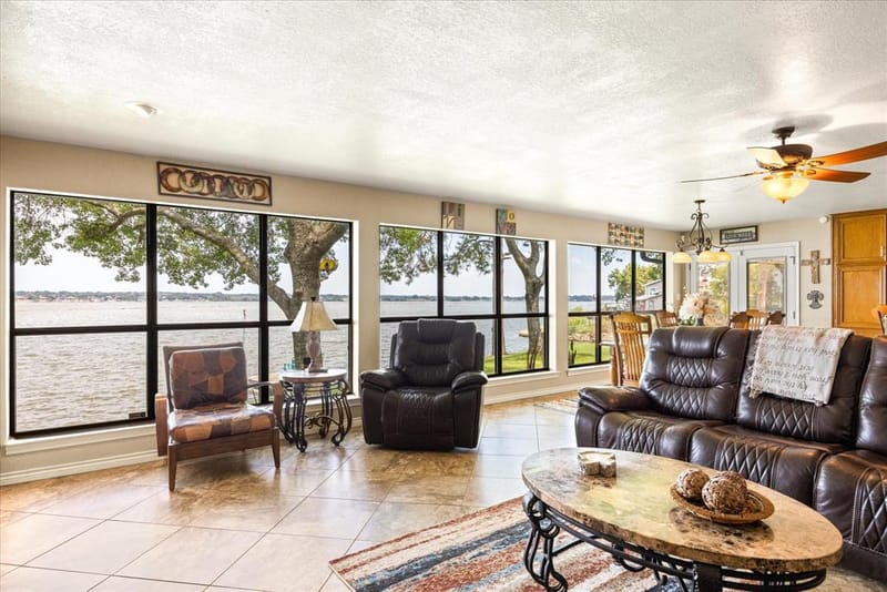 2537 Forest Park Drive, Granbury TX 76048 - Photo 8