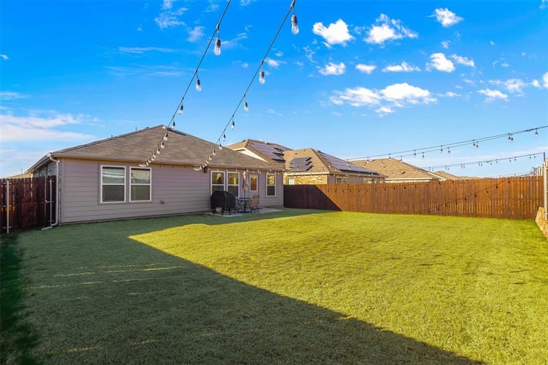2117 Winding Creek Way, Denton TX 76208 - Photo 28