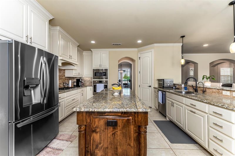 321 Bear Country Drive, Aledo TX 76008 - Photo 6