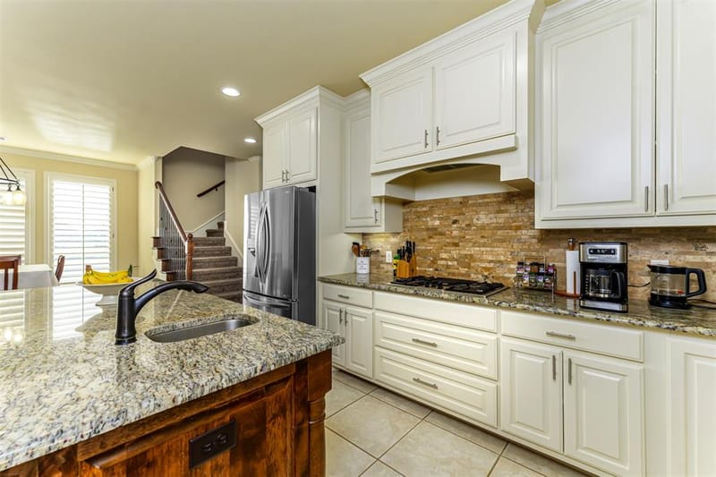 321 Bear Country Drive, Aledo TX 76008 - Photo 8