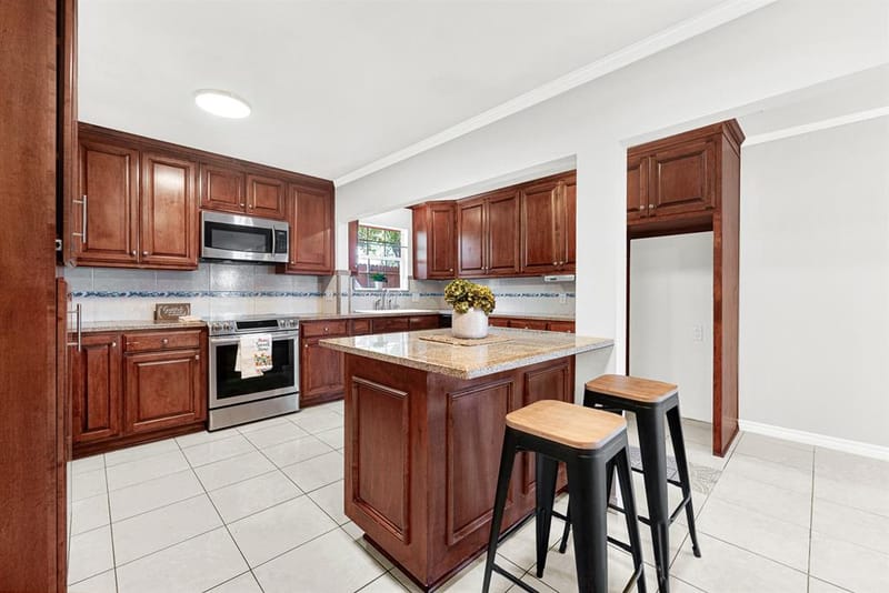 1405 Williamsburg Drive, Plano TX 75074 - Photo 11