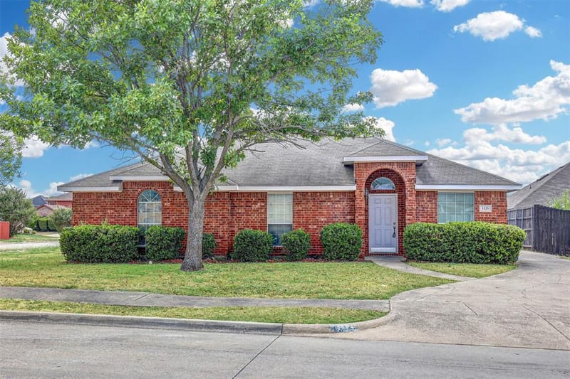 1125 Rio Bravo Drive, Glenn Heights TX 75115