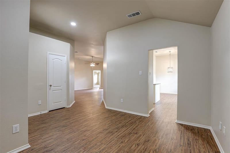 1125 Rio Bravo Drive, DeSoto TX 75115 - Photo 8