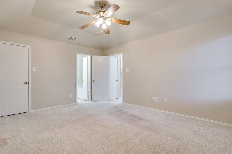 549 Bretts Way, Burleson TX 76028 - Photo 23