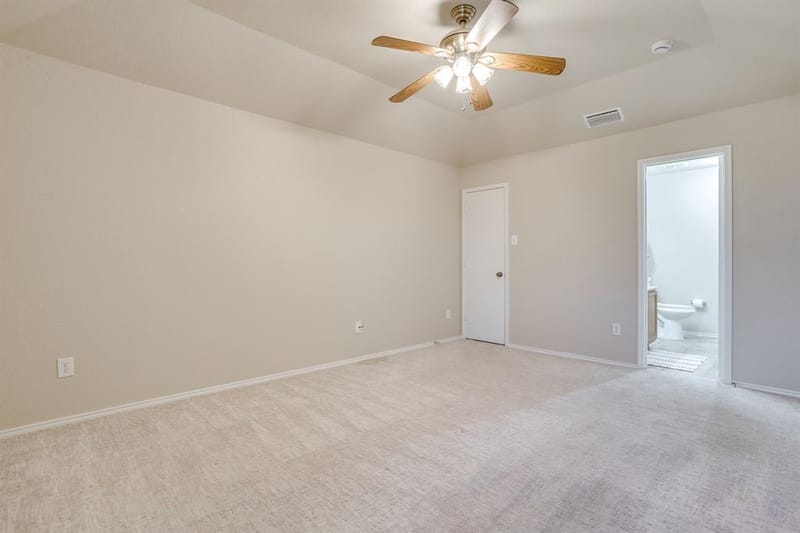 549 Bretts Way, Burleson TX 76028 - Photo 24