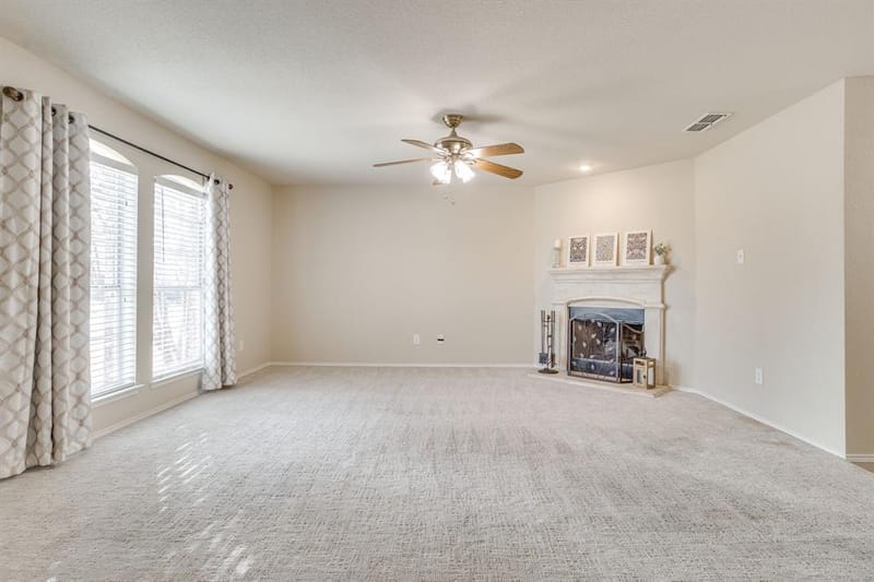 549 Bretts Way, Burleson TX 76028 - Photo 4