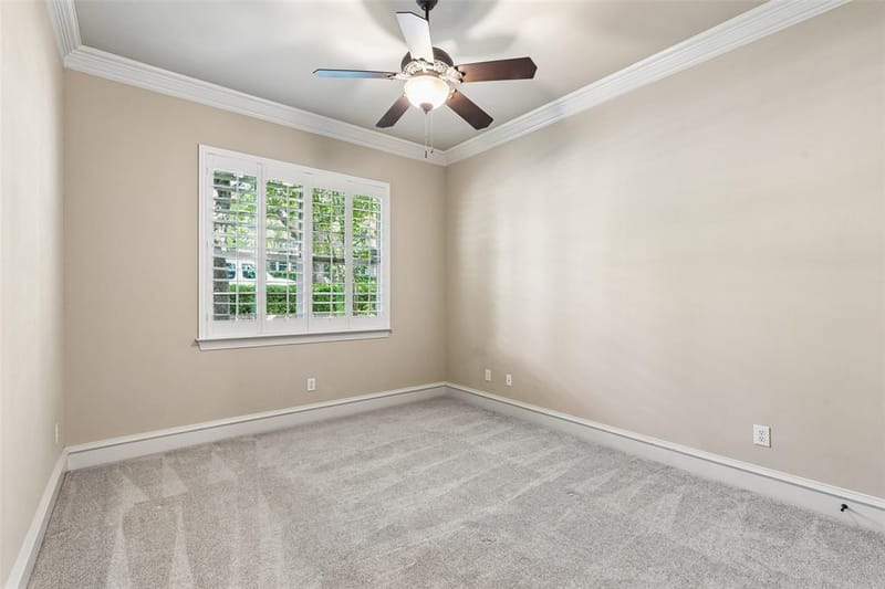 8523 Lakemont Drive, Dallas TX 75209 - Photo 16