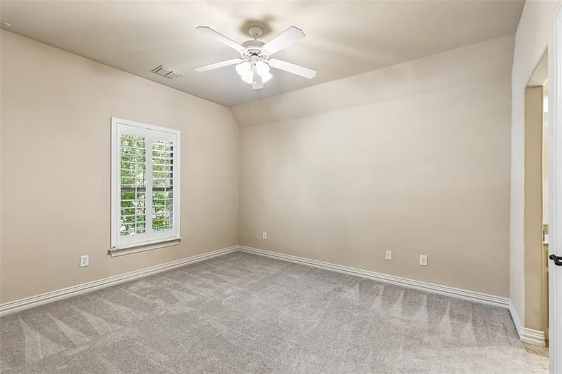 8523 Lakemont Drive, Dallas TX 75209 - Photo 20