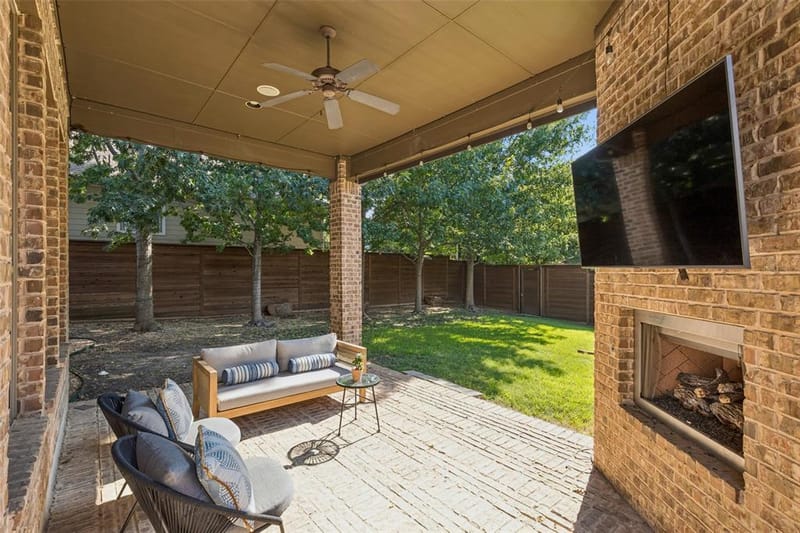 8523 Lakemont Drive, Dallas TX 75209 - Photo 37