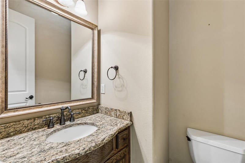 8523 Lakemont Drive, Dallas TX 75209 - Photo 11