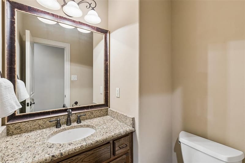 8523 Lakemont Drive, Dallas TX 75209 - Photo 25