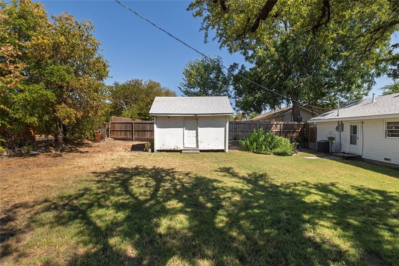 1209 Grace Street, Weatherford TX 76086 - Photo 26