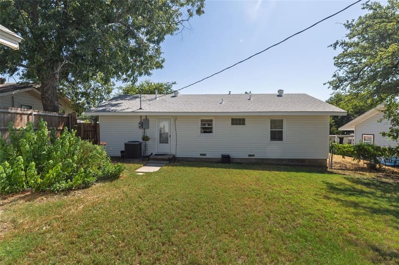 1209 Grace Street, Weatherford TX 76086 - Photo 24