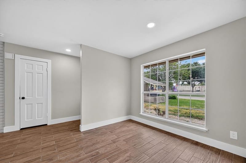 3615 Morningstar Lane, Farmers Branch TX 75234 - Photo 5