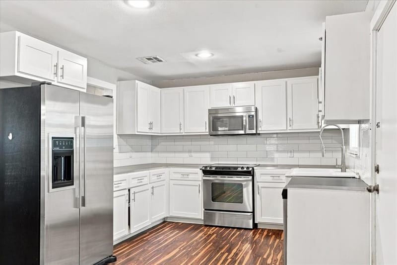 544 N Dison Drive, Robinson TX 76706 - Photo 10