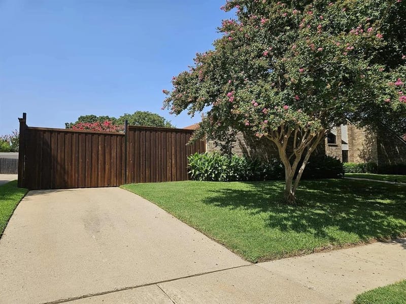 3827 Ashbury Lane, Bedford TX 76021 - Photo 7