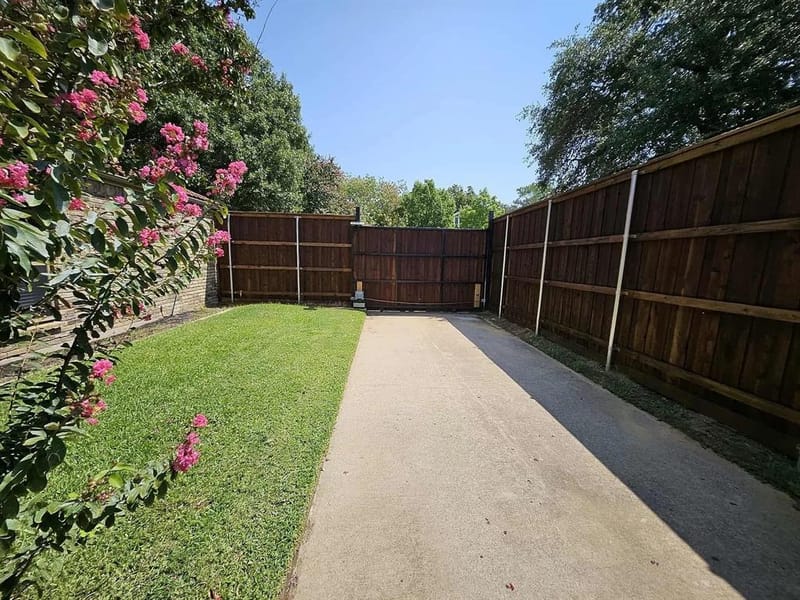 3827 Ashbury Lane, Bedford TX 76021 - Photo 9