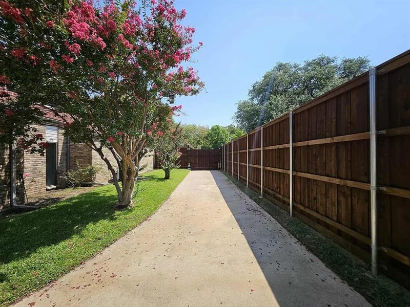 3827 Ashbury Lane, Bedford TX 76021 - Photo 10