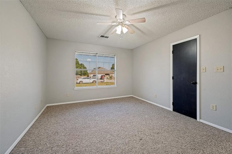 101 Sara Court, Collinsville TX 76233 - Photo 18