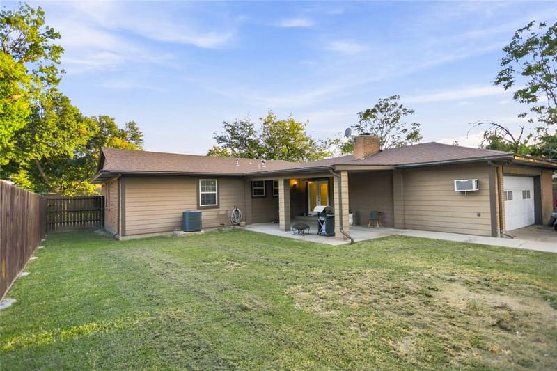 111 W Kenwood Drive, Garland TX 75041 - Photo 13