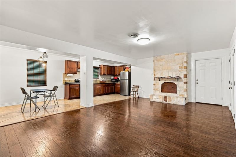 111 W Kenwood Drive, Garland TX 75041 - Photo 3