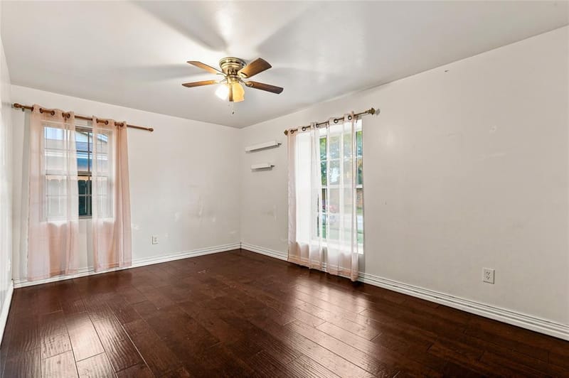 111 W Kenwood Drive, Garland TX 75041 - Photo 8
