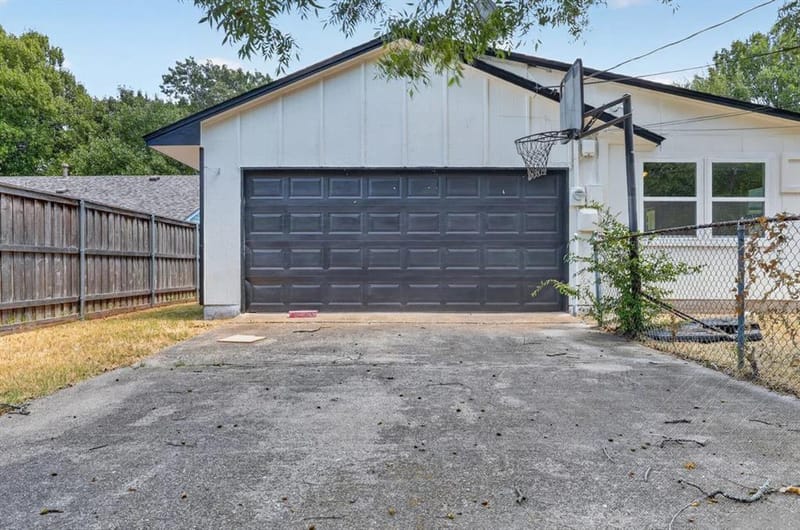 3811 Ovid Avenue, Dallas TX 75224 - Photo 25