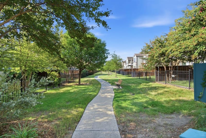 616 Aspen Valley Lane, Dallas TX 75208 - Photo 34