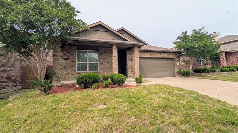 4110 Sandalwood Court, Heartland TX 75126