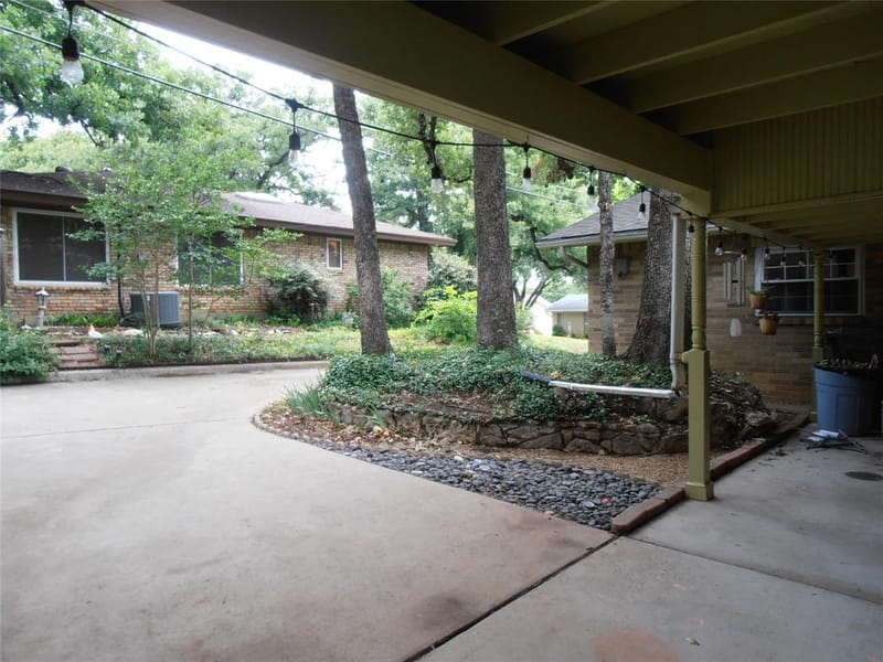 2911 Norwood Lane, Arlington TX 76013 - Photo 8