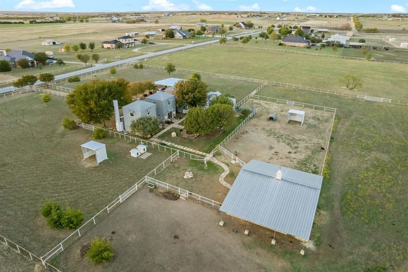 2436 Big Sky Trail, Ponder TX 76259 - Photo 35