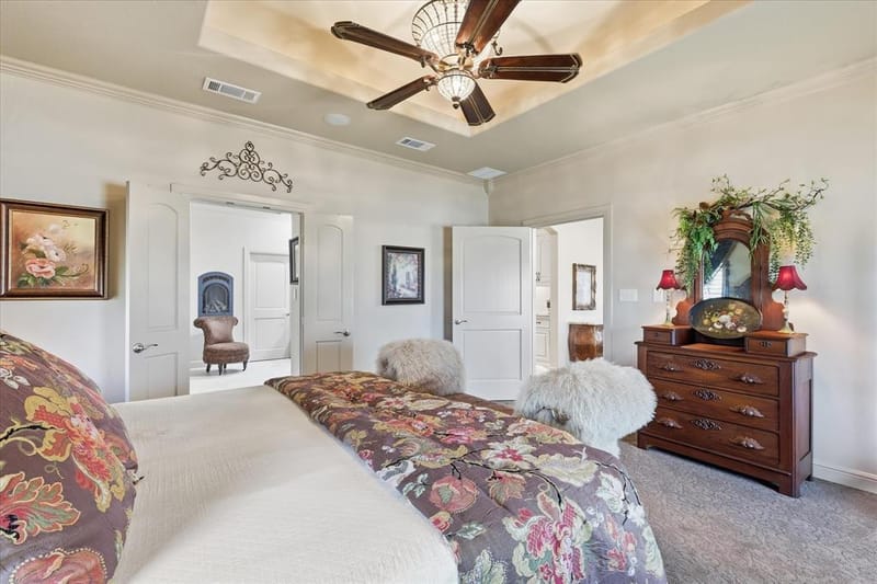 9229 Hub Clark Road, Pilot Point TX 76258 - Photo 16