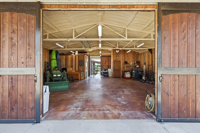 9229 Hub Clark Road, Pilot Point TX 76258 - Photo 30