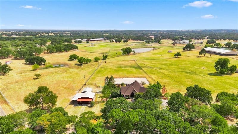 9229 Hub Clark Road, Pilot Point TX 76258 - Photo 35