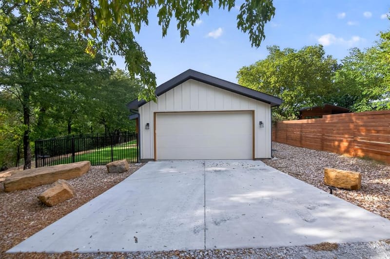 802 Stevens Street, Bridgeport TX 76426 - Photo 10
