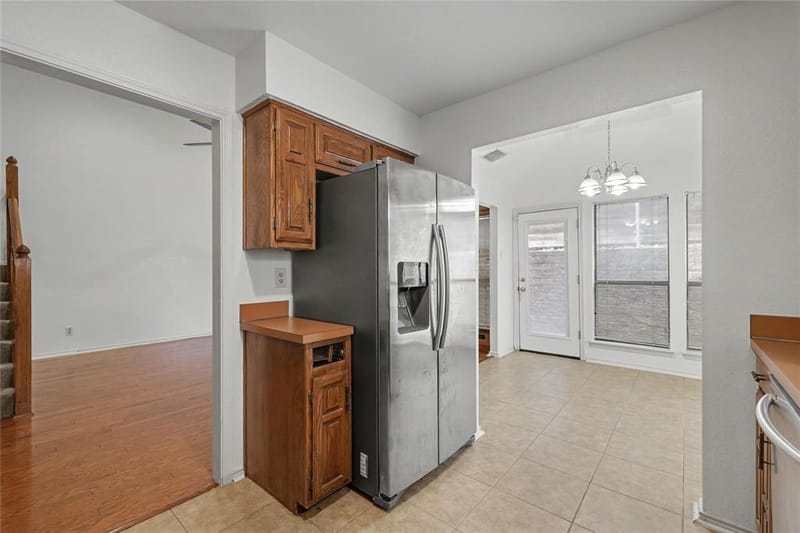 569 Briarcliff Drive, Garland TX 75043 - Photo 12