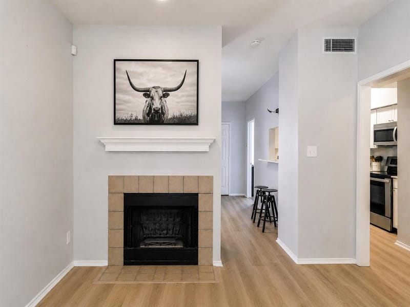 3212 Donnelly Circle # 501, Fort Worth TX 76107 - Photo 2