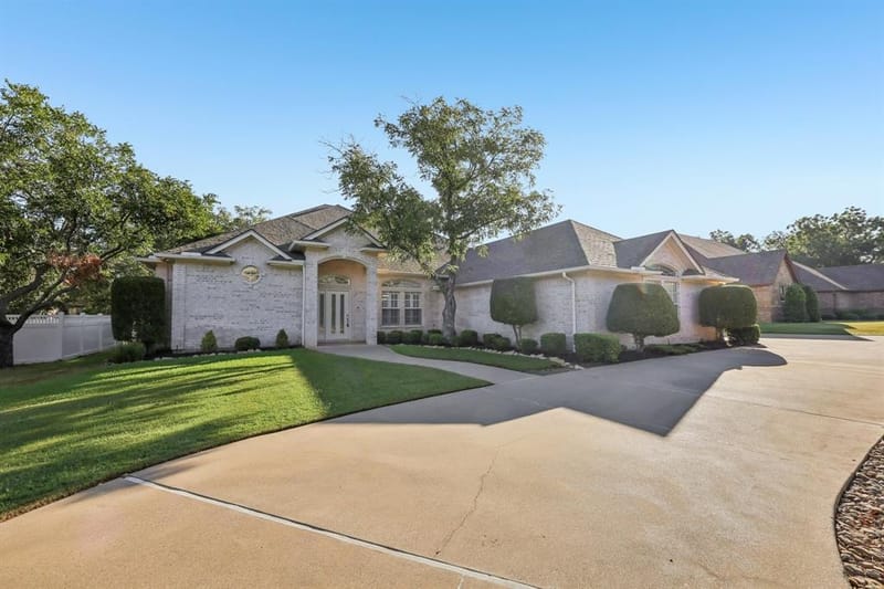 5409 Wedgefield Road, Granbury TX 76049