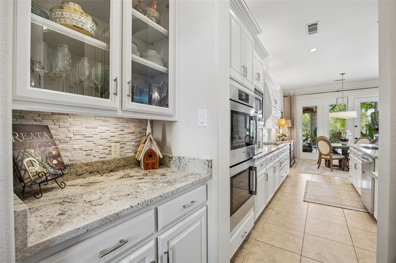 12233 Indian Creek Drive, Fort Worth TX 76179 - Photo 12