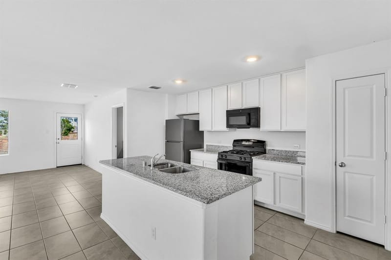 7721 Skier Drive, McKinney TX 75071 - Photo 7