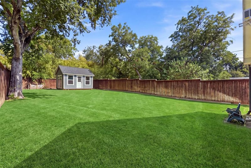 1319 Lansford Avenue, Dallas TX 75224 - Photo 30