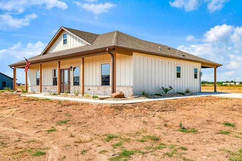 225 Private Road 33083, Sumner TX 75486 - Photo 21