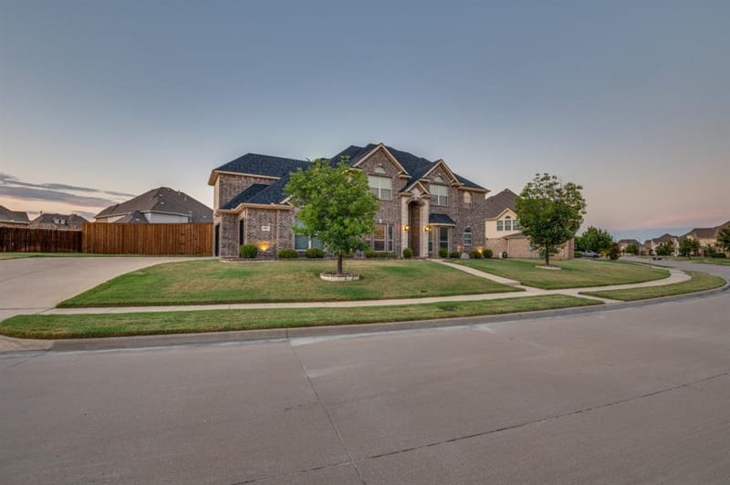 4801 Quantrill Avenue, Mansfield TX 76063