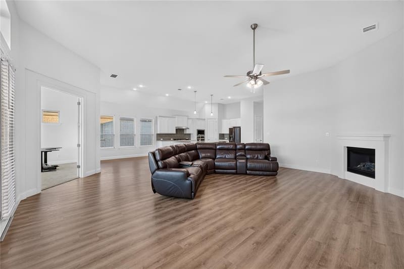 2307 Sam Street, Mansfield TX 76063 - Photo 4