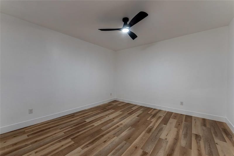606 Davis Street N, Sulphur Springs TX 75482 - Photo 12