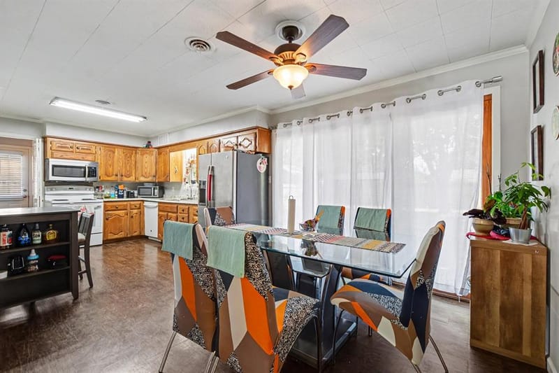 13650 Pyramid Drive, Farmers Branch TX 75234 - Photo 11