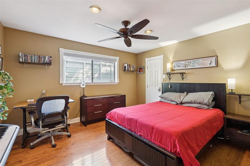 7221 Pleasant View Drive, Dallas TX 75231 - Photo 25