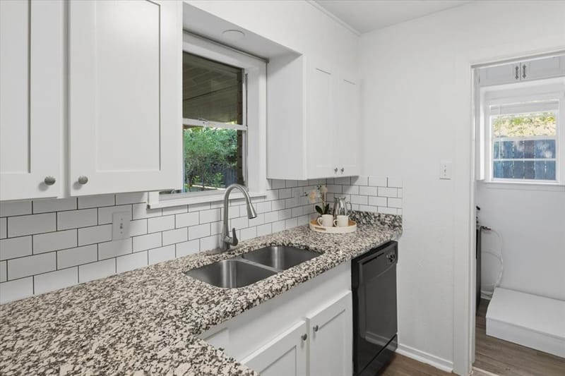 4711 Hope Street, River Oaks TX 76114 - Photo 13