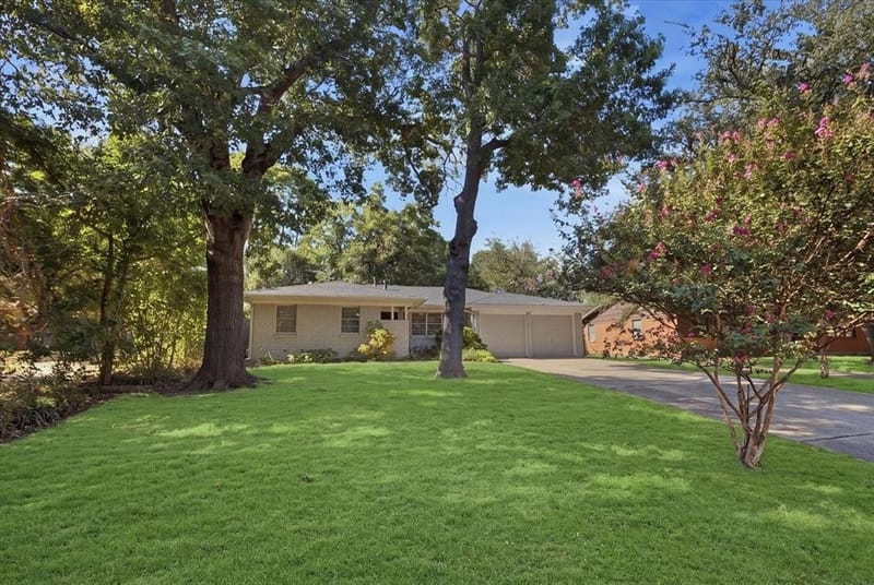 4711 Hope Street, River Oaks TX 76114