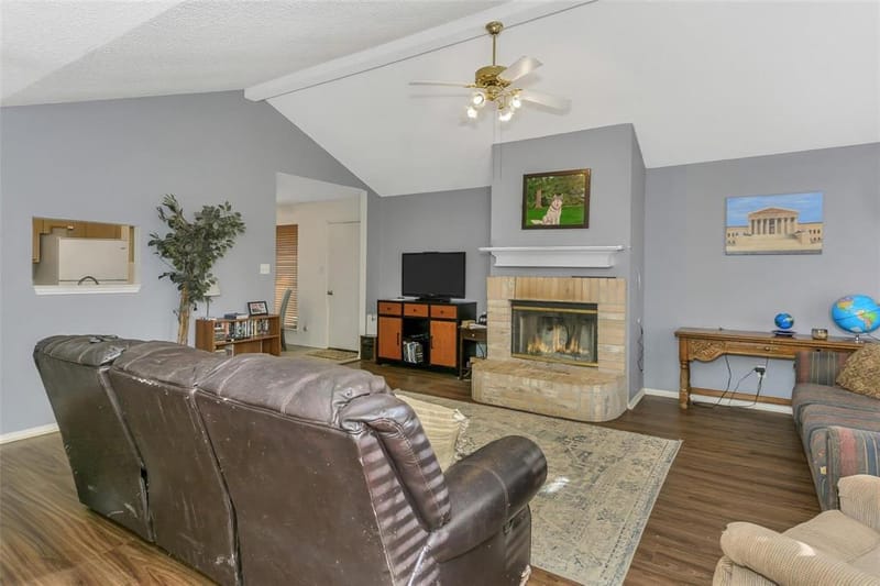 202 Lancelot Drive, Weatherford TX 76086 - Photo 6